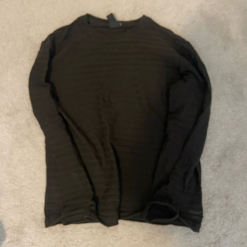 H & M shirt